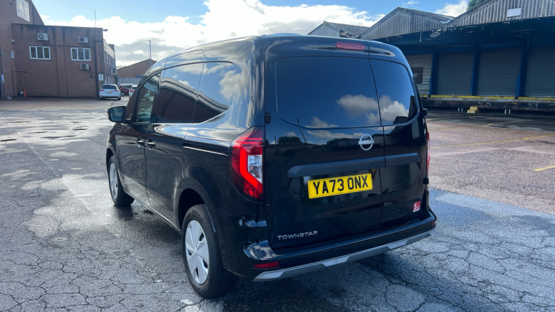 Nissan Townstar L1 Petrol 1.3 Tekna Van